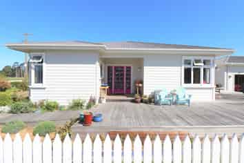 32 Havelock Street, Riverton