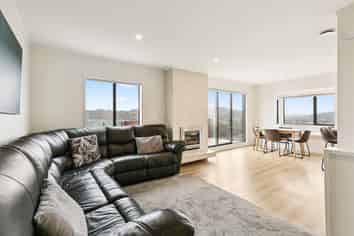 7B Becker Way, Karori