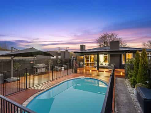 38 New Renwick Road, Burleigh