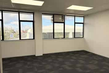 254M² OFFICE SPACE FOR LEASE
