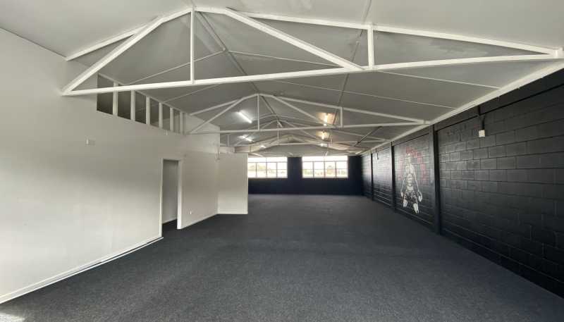 Upstairs s/424 Pollen Street, Thames