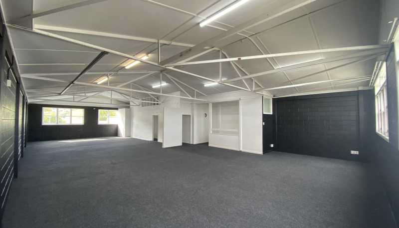 Upstairs s/424 Pollen Street, Thames