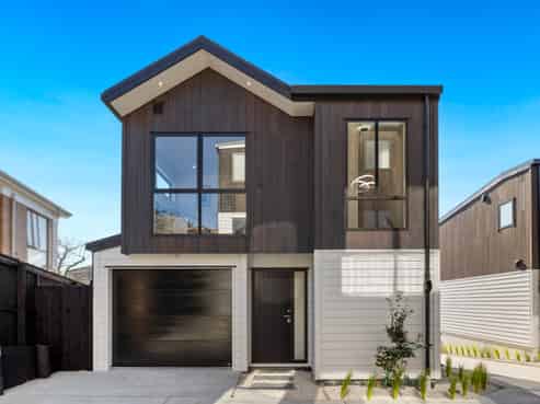 10B & D Prince Regent Drive, Half Moon Bay