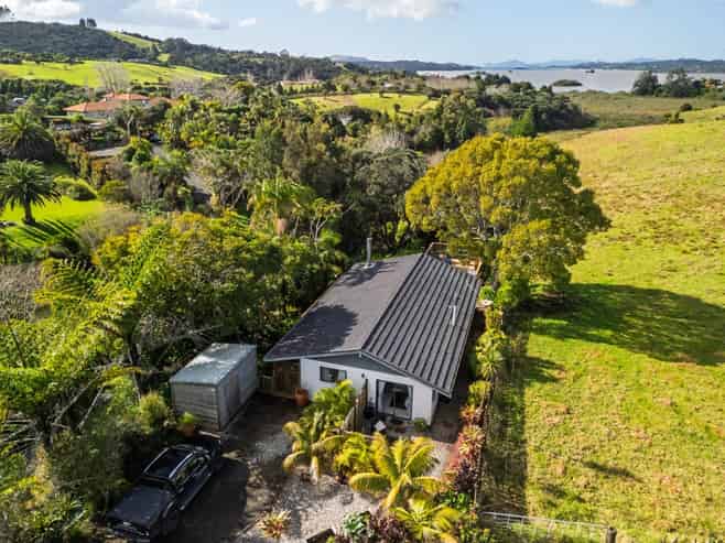 35 Skudders Beach Road, Kerikeri