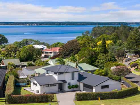 226 Tanners Point Road, Tanners Point