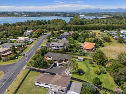 233 Tanners Point Road, Tanners Point