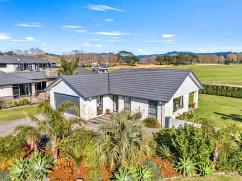 19 Lady Jocelyn Place, Whitianga