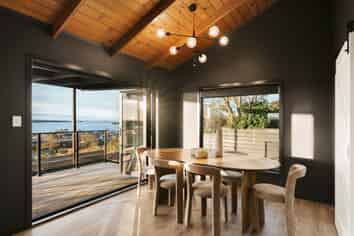 2 Keam Way, Welcome Bay