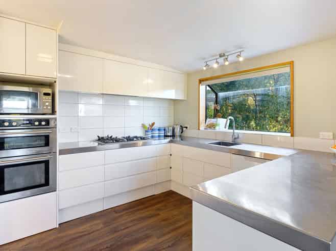 137 Weggery Drive, WAIKANAE BEACH