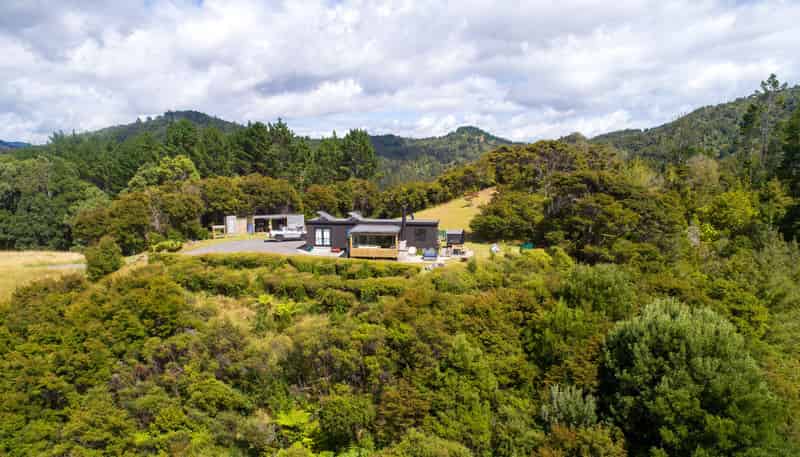 61 Spikes Way, Whitianga