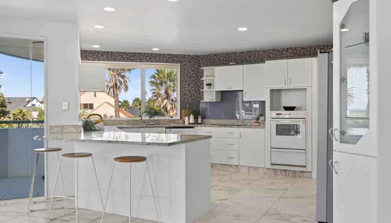 2 Seychelles Drive, Papamoa