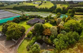 389 Old Highway, Whakamarama