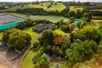 389 Old Highway, Whakamarama