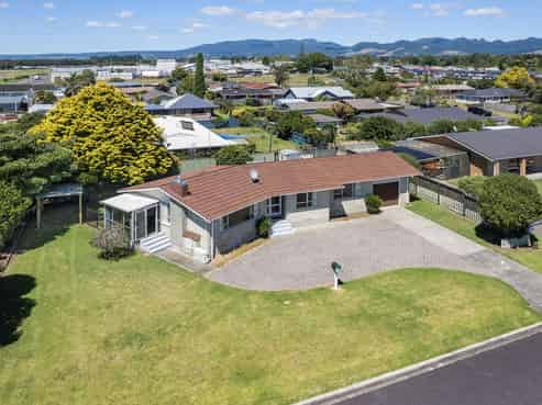 4 Heron Crescent, Katikati