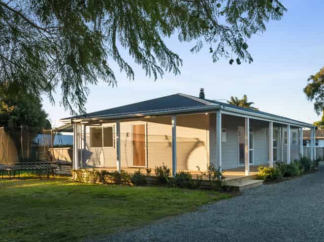 17 Gray Street, Katikati
