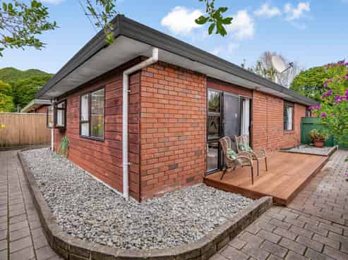 2/37 Bauchop Road, Waterloo