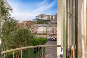 16B Hobson Street, Thorndon
