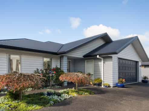 8 Kasey Josh Place, Katikati