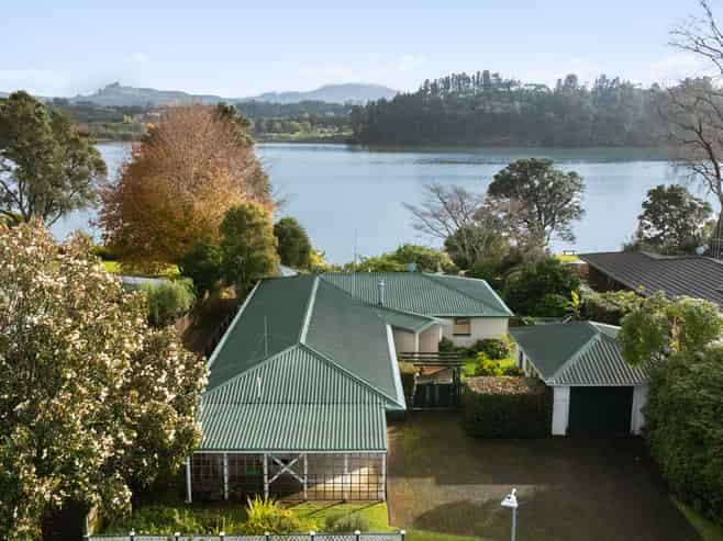 15 Francis Drive, Katikati