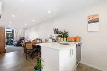 18/1460 Cameron Road, Greerton
