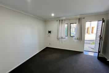 7/4 Wallson Crescent, Wiri