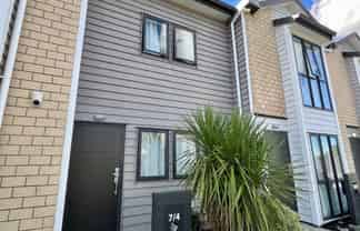 7/4 Wallson Crescent, Wiri