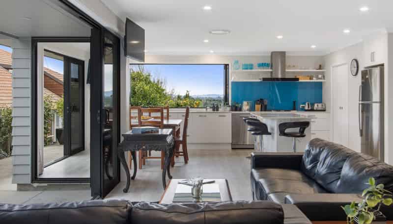 37 Bert Wall Drive, Omokoroa