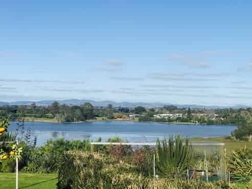 37 Bert Wall Drive, Omokoroa