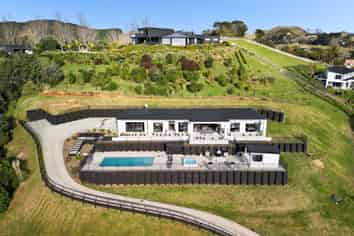 42 Oceana Drive, Welcome Bay