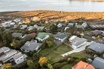 52 Churchill Road, Judea