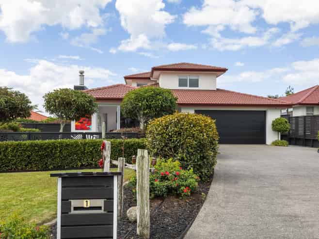 1 Carnoustie Place, Katikati