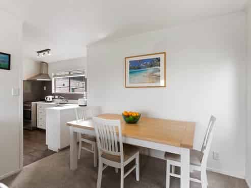 9 Sispara Place, Beach Haven