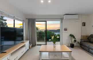 9 Sispara Place, Beach Haven