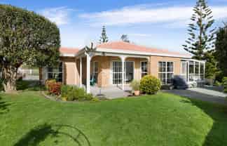 166 Lakeside Drive, Orewa