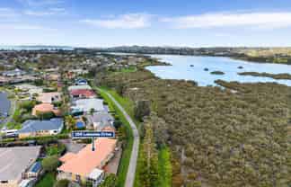 166 Lakeside Drive, Orewa
