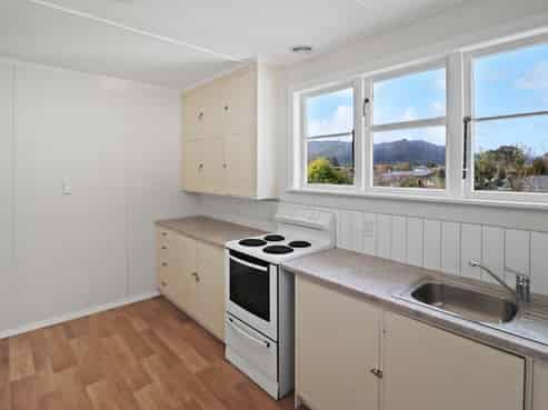 4/2 Argyle Grove, Trentham