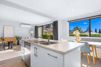 21B Park Road, Western Heights