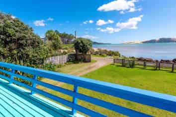 24 Koutu Beach Road, OPONONI