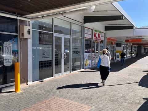 Retail Exposure on Victoria 