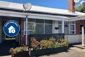 7/9 August Place, Greenlane