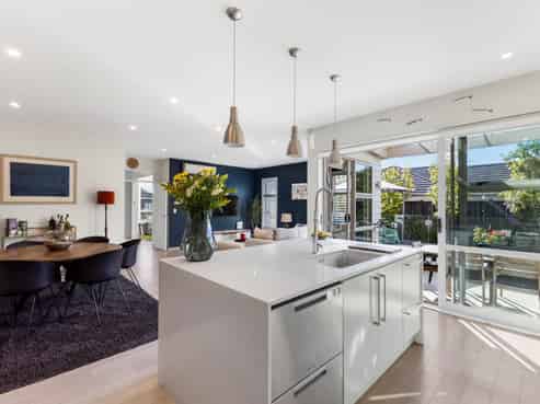 8 Kaiawa Street, Beachlands