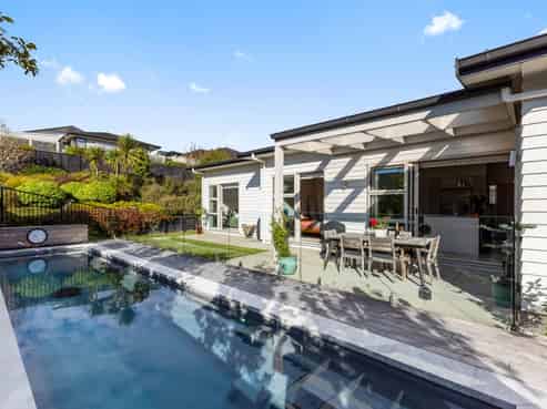 8 Kaiawa Street, Beachlands