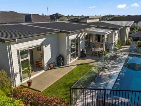 8 Kaiawa Street, Beachlands