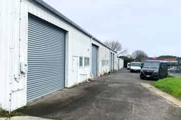 Practical East Tamaki Unit | 176 m2