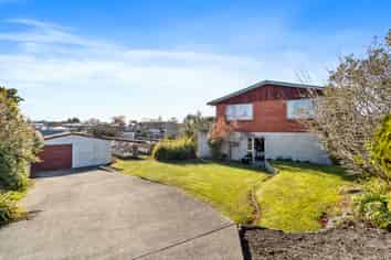 27 Marston Road, Kensington