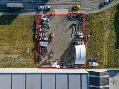 Fully Serviced Industrial blank canvas section