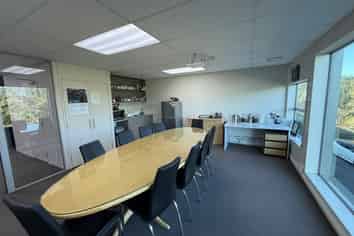 First floor office – Bishopsgate Business Centre