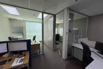 First floor office – Bishopsgate Business Centre