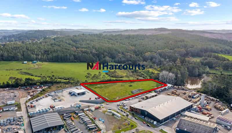 24 Sawmill Road, Riverhead