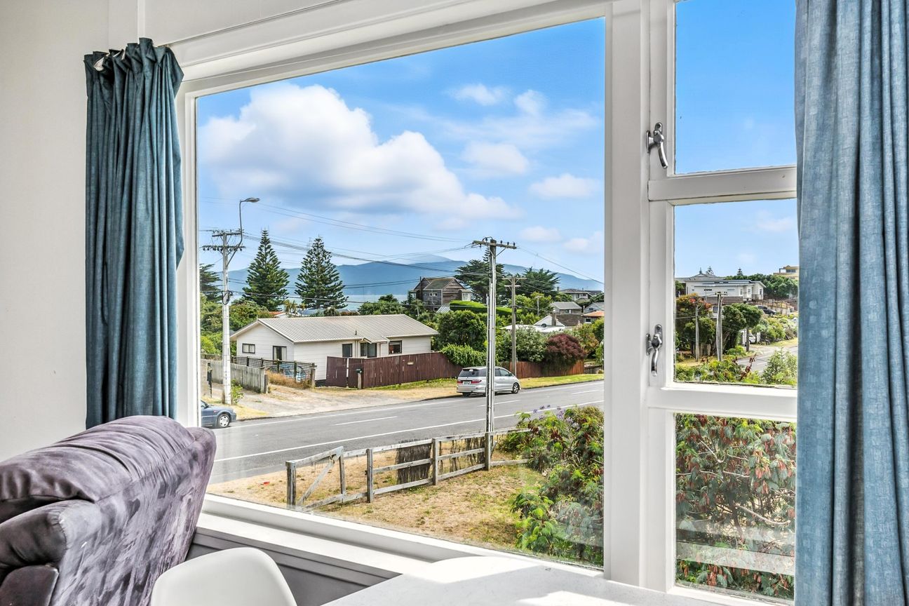 Unlock the potential; Ocean views included - Vista 2